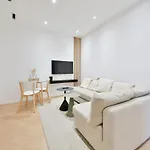 Cozy 1Br Getaway In The Heart Of The City