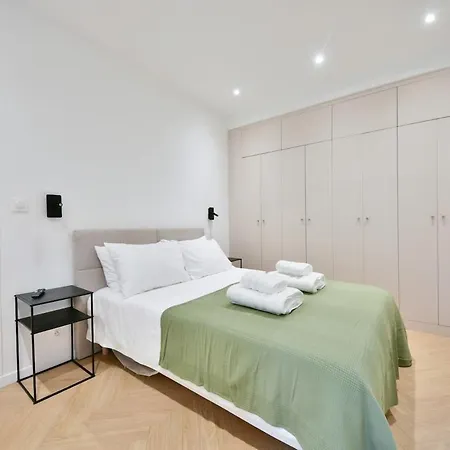 Apartment Cozy 1br Getaway In The Heart Of The Paris